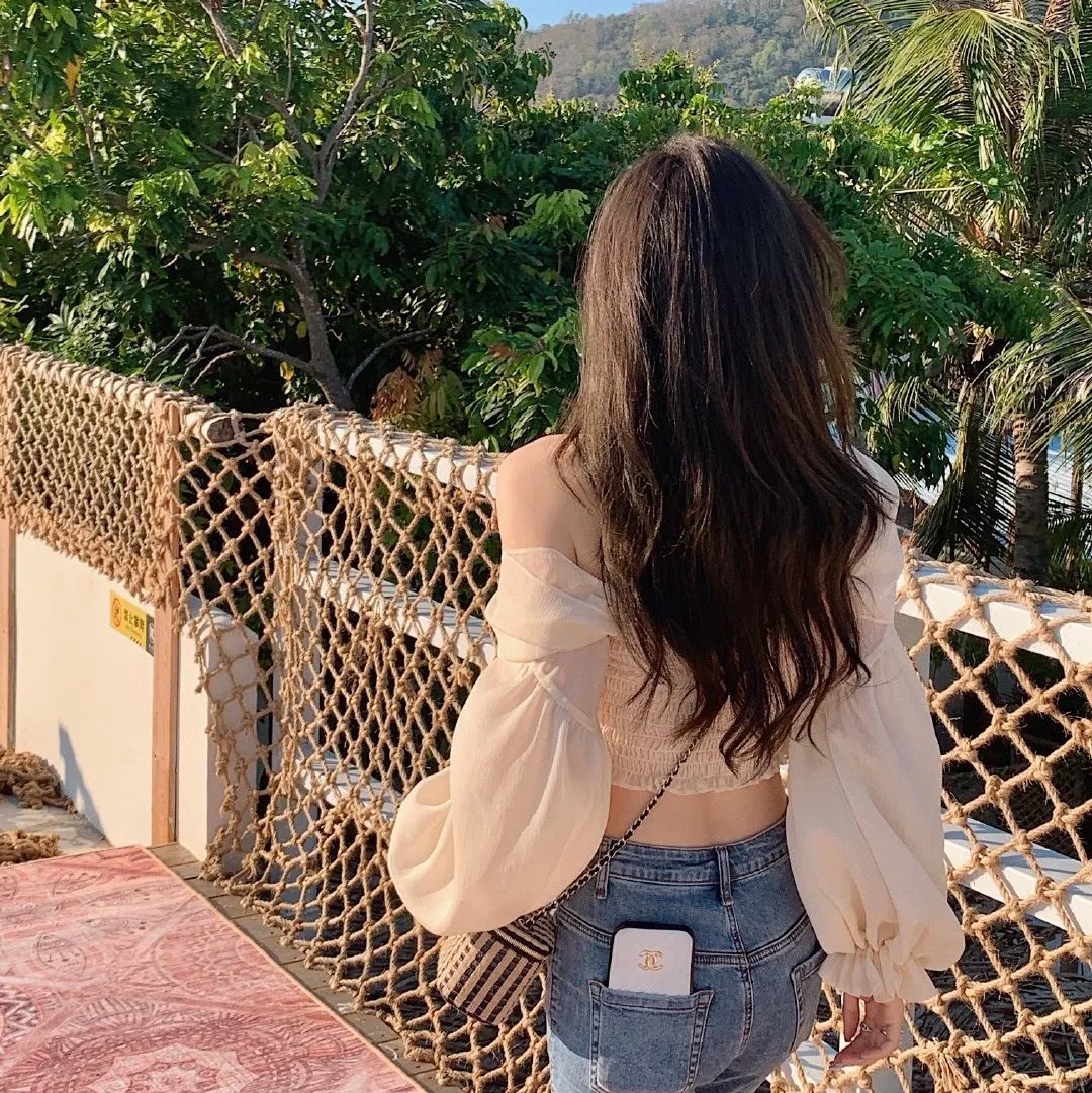 大宅院的女人